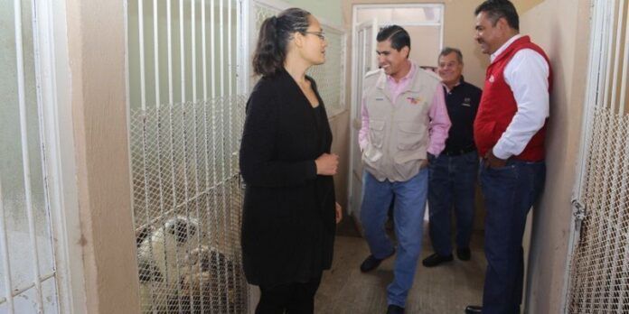 Carlos Peña Badillo visitó el centro Carlos Peña Badillo visitó el centro
