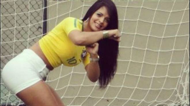 amanda bueno 2
