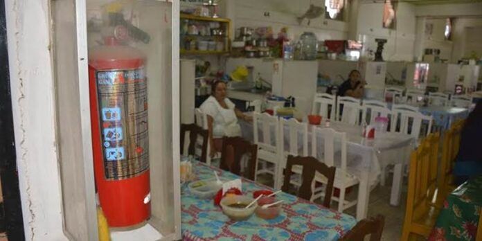 Extintor en establecimiento de comida