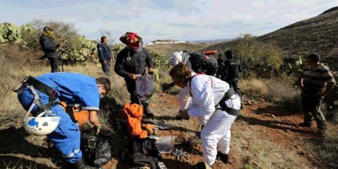 Aplican medidas de seguridad en terreno peligroso Aplican medidas de seguridad en terreno peligroso
