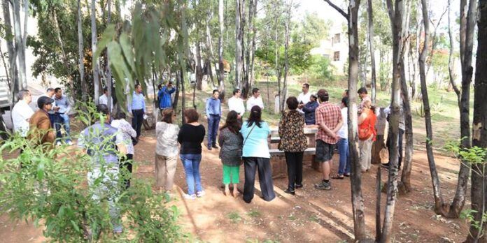 Vecinos se reunieron con el alcalde Vecinos se reunieron con el alcalde