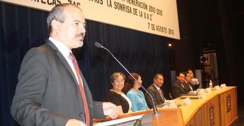 graduacion dentistas 3