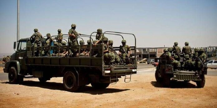 Militares en acción Militares en acción