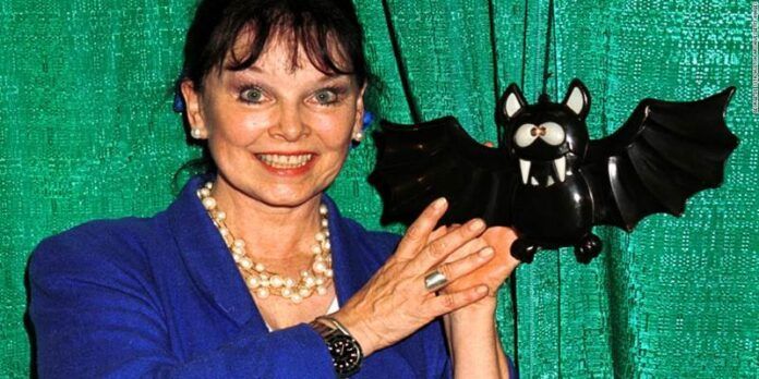 Yvonne Craig Yvonne Craig
