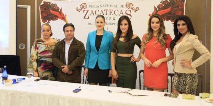 Autoridades y candidatas a reina Autoridades y candidatas a reina