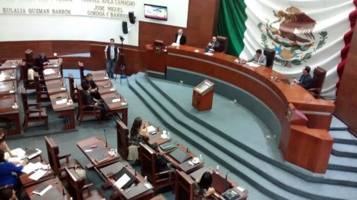 Sesión del Congreso local