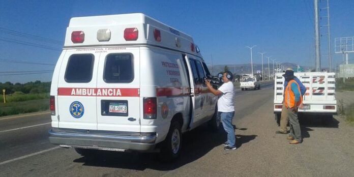 Ambulancia de Protección Civil brindó auxilio