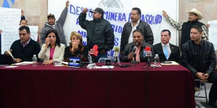 Legisladores dieron una conferencia aclaratoria Legisladores dieron una conferencia aclaratoria
