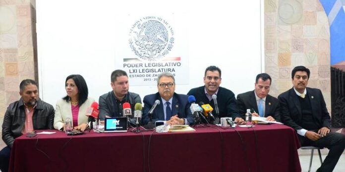 Legisladores locales y abogado Legisladores locales y abogado