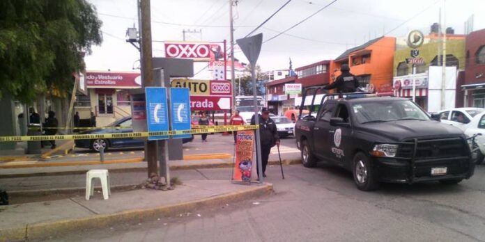 Ocurrió frente a un Oxxo. Ocurrió frente a un Oxxo.