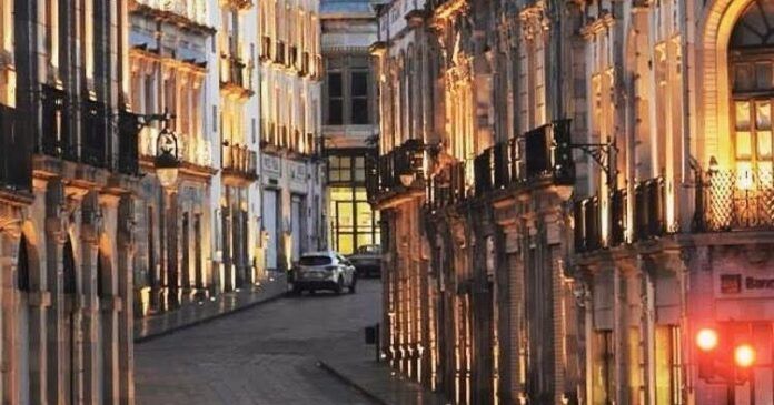 Iluminación escénica de la Avenida Hidalgo, un atractivo Iluminación escénica de la Avenida Hidalgo, un atractivo