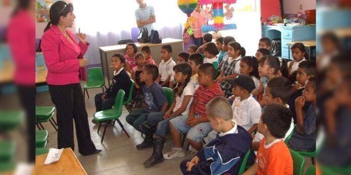 Enseñan valores a los niños Enseñan valores a los niños
