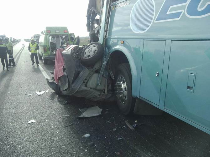 choque-autobus-2.jpg