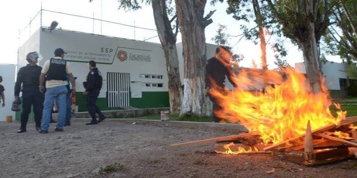 Motin en tutelar de menores