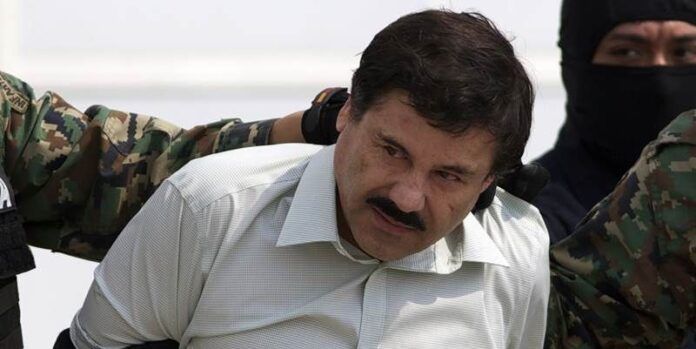 Chapo Guzmán durante su captura en 2014 Chapo Guzmán durante su captura en 2014