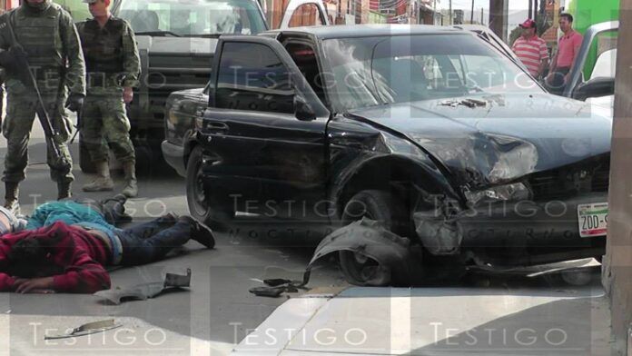 Sujetos detenidos en persecución