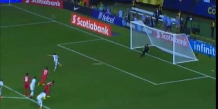 Penal cobrado por Andrés Guardado