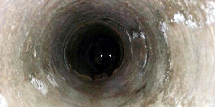 Se ocultan en tubo de concreto Se ocultan en tubo de concreto