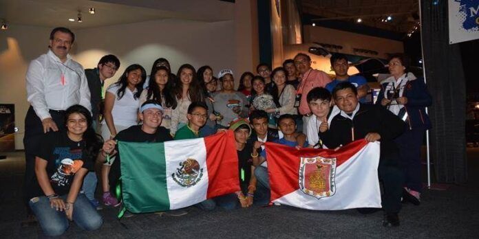 Equipo de mexicanos participantes Equipo de mexicanos participantes