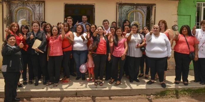Gilberto Dévora con participantes Gilberto Dévora con participantes