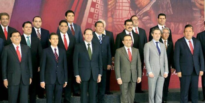 Gobernadores con el presidente Gobernadores con el presidente
