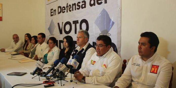 Candidatos en rueda de prensa Candidatos en rueda de prensa