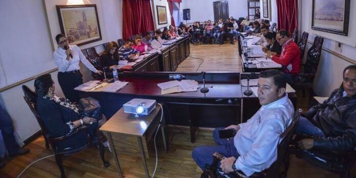 Sesión de Cabildo en Fresnillo