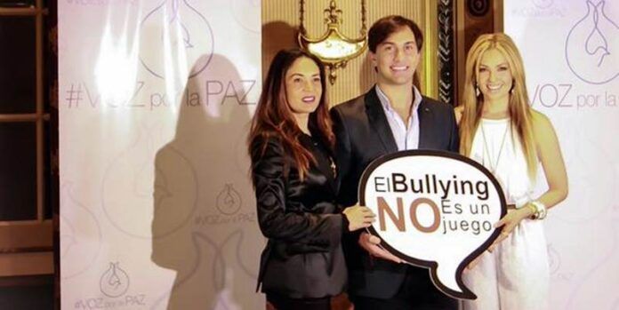 Yolanda Andrade, Odino Faccia y Thalía