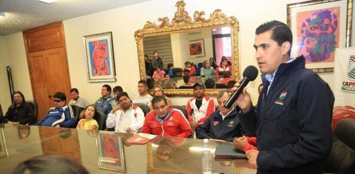Carlos Peña Badillo presidió la reunión Carlos Peña Badillo presidió la reunión