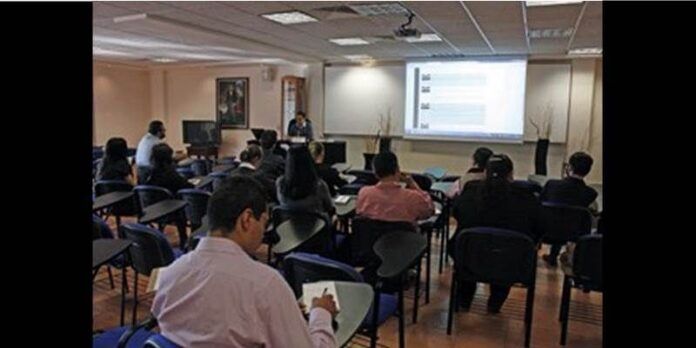Capacitación en Tribunal de Justicia