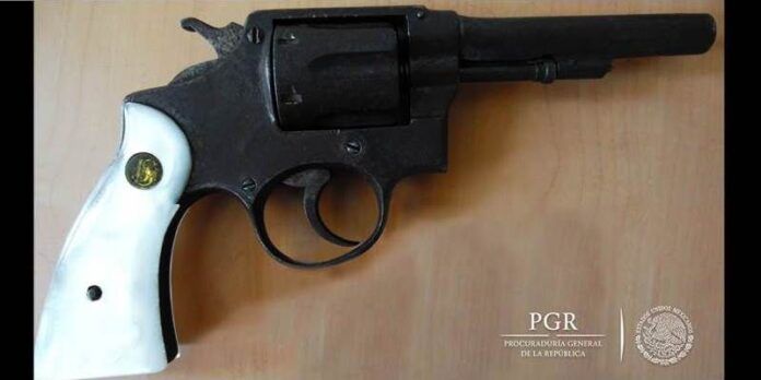 Pistola asegurada Pistola asegurada