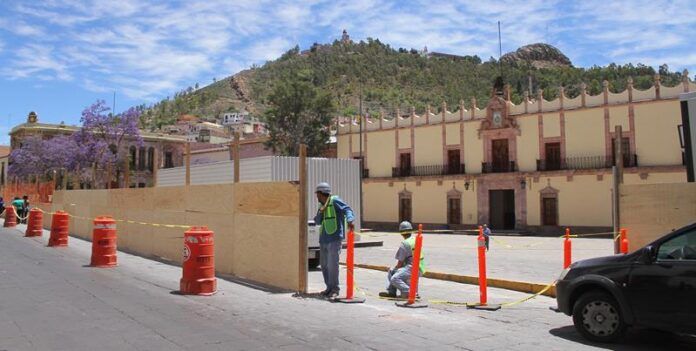 La obra en Plaza de Armas ya inició La obra en Plaza de Armas ya inició
