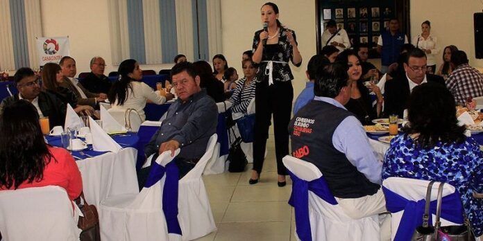 Noemí Luna Ayala Noemí Luna Ayala
