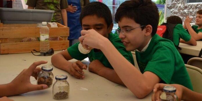 Inculcan a los niños el interés en la ciencia Inculcan a los niños el interés en la ciencia