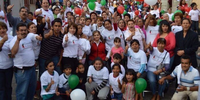 Claudia Anaya en campaña Claudia Anaya en campaña