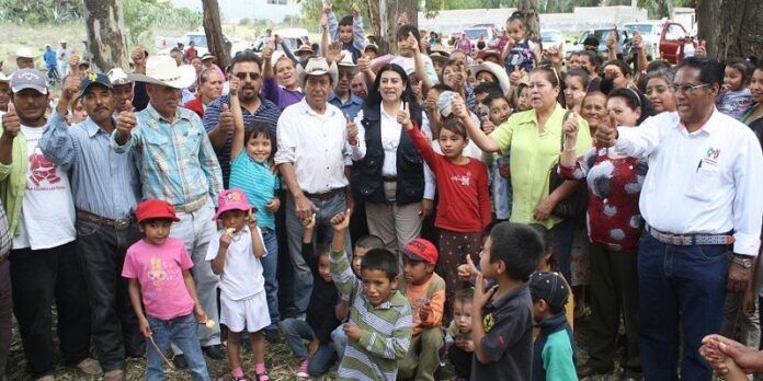 Araceli Guerrero Esquivel visitó Pinos Araceli Guerrero Esquivel visitó Pinos