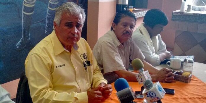 José Narro Céspedes en conferencia de prensa José Narro Céspedes en conferencia de prensa