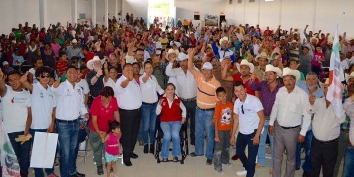 Claudia Anaya Mota Claudia Anaya Mota