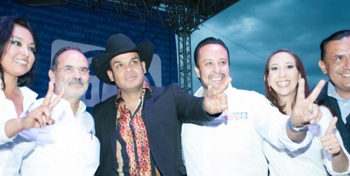Candidatos del PAN en su cierre de campaña