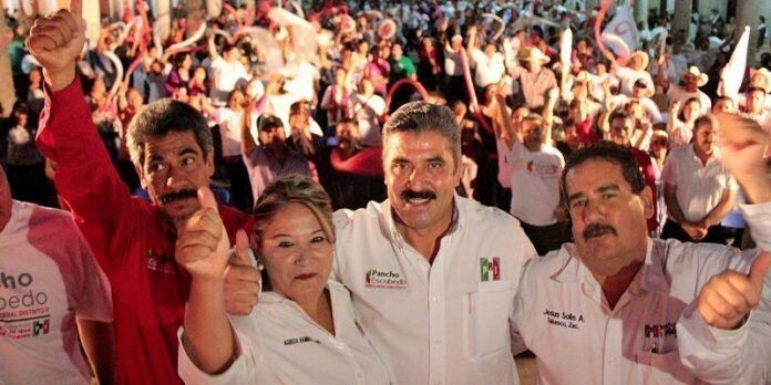 Francisco Escobedo en campaña Francisco Escobedo en campaña