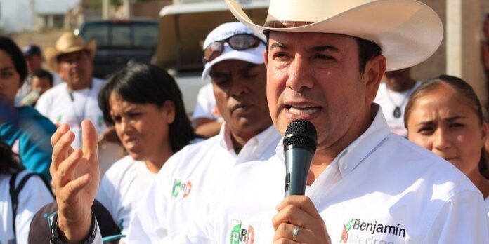 Benjamín Medrano en campaña. Benjamín Medrano en campaña.