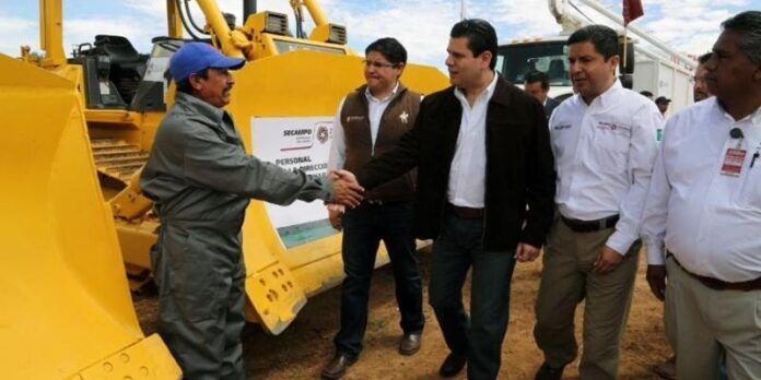 Miguel Alonso reconoció la importancia de los agropecuarios. Miguel Alonso reconoció la importancia de los agropecuarios.