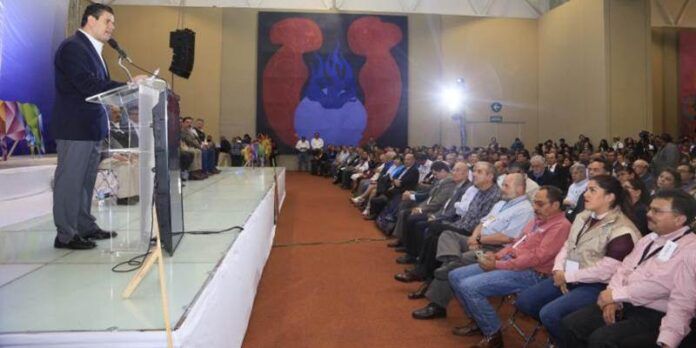 Miguel Alonso agradeció al Conasa por elegir Zacatecas. Miguel Alonso agradeció al Conasa por elegir Zacatecas.