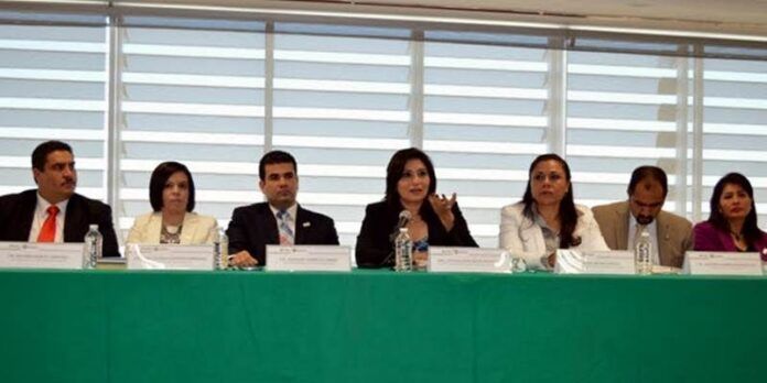 Leticia Soto encabeza el evento Leticia Soto encabeza el evento