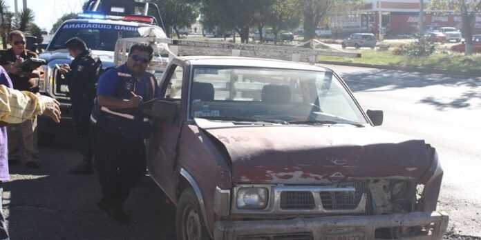 La más afectada fue la camioneta Nissan. La más afectada fue la camioneta Nissan.