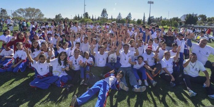 Participaron 1.200 estudiantes Participaron 1.200 estudiantes