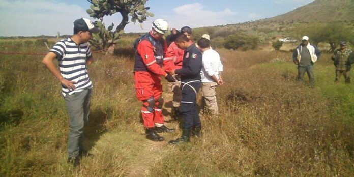 Usaron equipo espacial para rescatar el cuerpo. Usaron equipo espacial para rescatar el cuerpo.