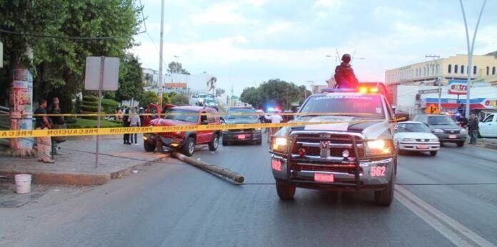 Escena del accidente, en Bulevar Metropolitano Escena del accidente, en Bulevar Metropolitano