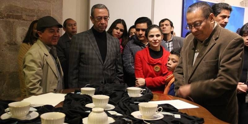 exposicion atisbos 4