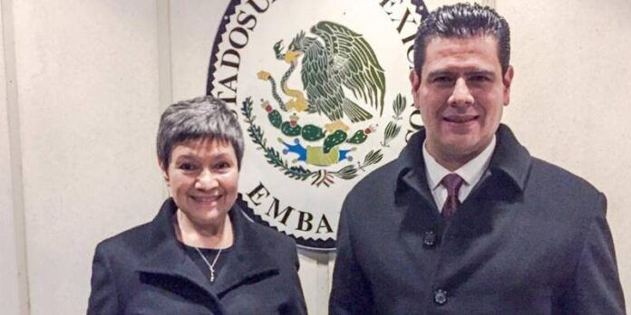Norma Bertha Pensado y Miguel Alonso Reyes. Norma Bertha Pensado y Miguel Alonso Reyes.
